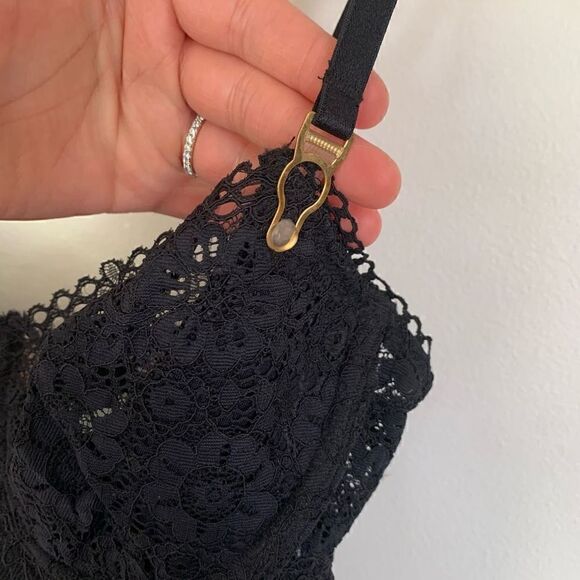 Victoria’s Secret Very Sexy black micro mesh stretch crochet lace bust camisole - Picture 4 of 13